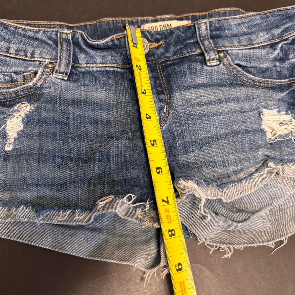 ❌SOLD❌ Garage Vintage Y2K LOW RISE Denim Shorts - Picture 7 of 7